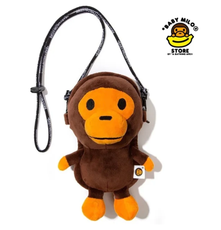 Kawaii plushie shoulder bags and accessories