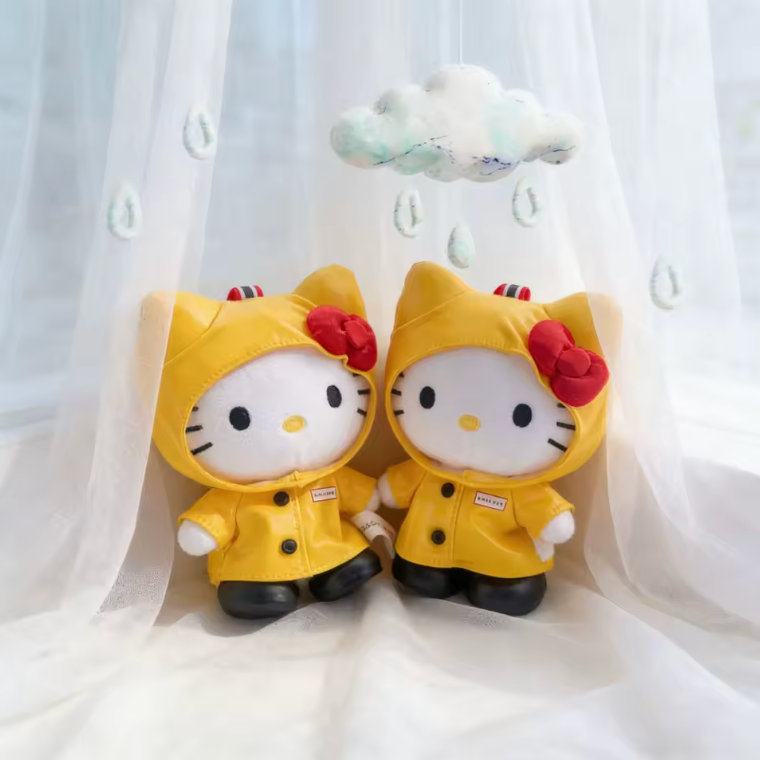 Rainy Plushie Charm